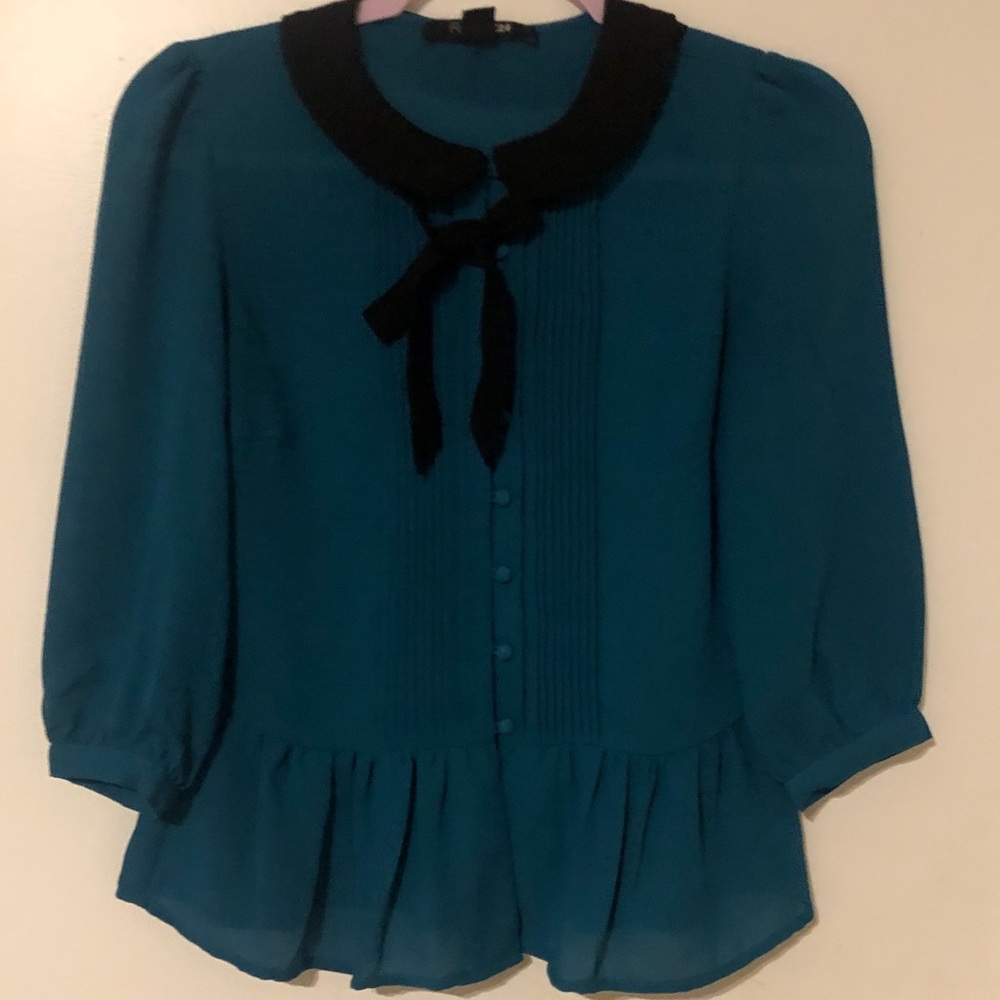 Forever 21 Teal Blouse with Black Peter Pan Collar and Tie